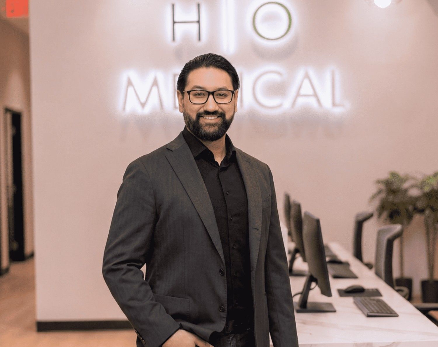 Dr. Dhanj Litt